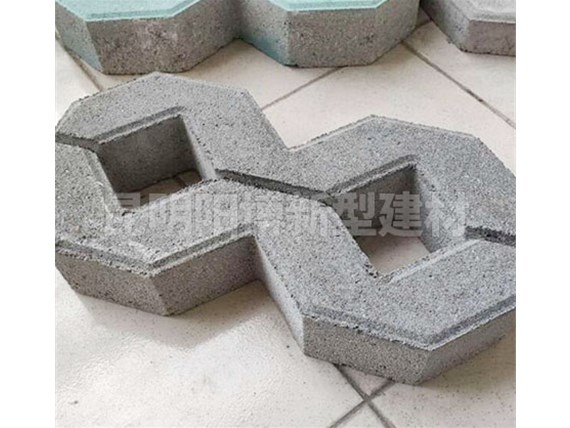 云南八字植草磚鋪設時有哪些需要注意的事項呢？