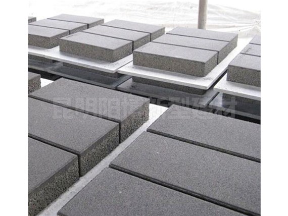 水泥制品在道路建設中的優勢有哪些？云南陽博水泥制品廠家分享